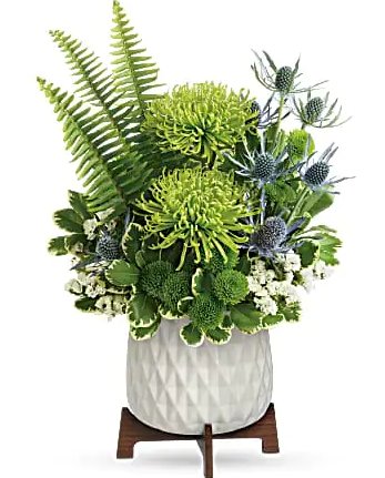 Teleflora's Style Statement Bouquet