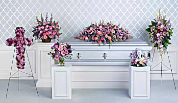 TELEFLORA'S LAVENDER TRIBUTE