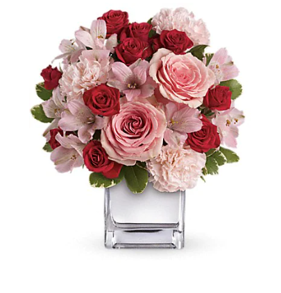 Love That Pink Bouquet With Roses